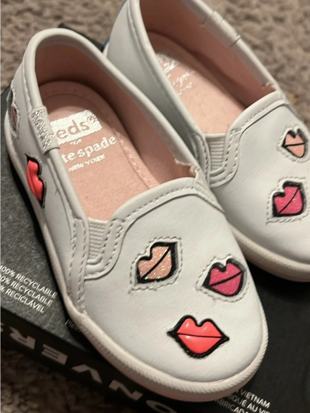 Converse pink glitter sneakers and Kate spade White lips Slip-Ons